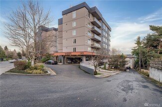 15020 Bothell Way NE Unit 602, Lake Forest Park, WA 98155