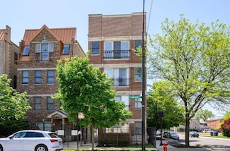 2457 W Harrison St Unit 4, Chicago, IL 60612