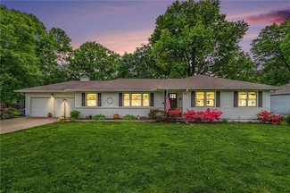 3921 W 97th St, Overland Park, KS 66207