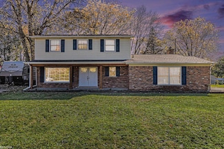 4500 Perry Dr, Grand Blanc, MI 48439