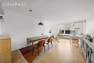 651 Vanderbilt St Unit 2R, Brooklyn, NY 11218