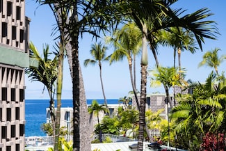 75-6016 Alii Dr Unit 211, Kailua Kona, HI 96740