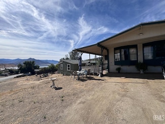 305 Bristlecone Dr, Wofford Heights, CA 93285