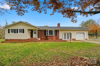 1404 Old Mill Rd, Lincolnton, NC 28092