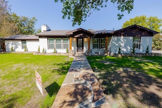 307 E 8th St, Kaufman, TX 75142