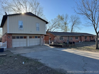 20850 N 3946 Rd, Bartlesville, OK 74003