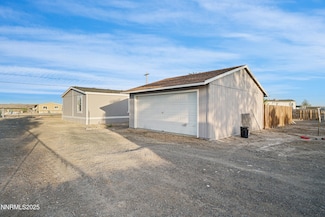 2845 Talapoosa St, Silver Springs, NV 89429