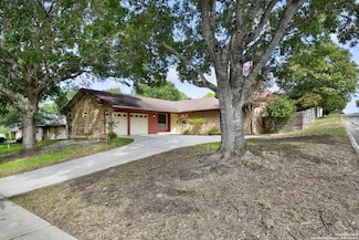 8021 Harper Valley St, Live Oak, TX 78233