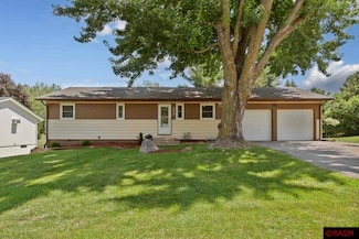 313 Cherry St, Cleveland, MN 56017
