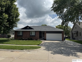 768 N Day Dr, Fremont, NE 68025