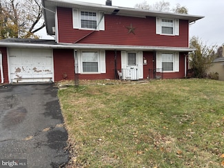 43 Tweed Rd, Levittown, PA 19056