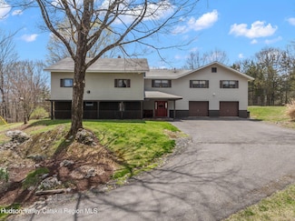 93 Milan Hill Rd, Red Hook, NY 12571