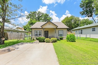 714 N Quincy Ave, Tulsa, OK 74106