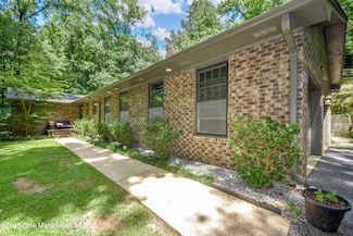 514 Sleepy Hollow, Alexander City, AL 35010