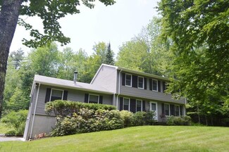 60 Nottingham Rd, Winthrop, ME 04364