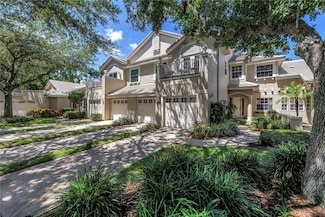 5090 White Pine Cir NE, Saint Petersburg, FL 33703