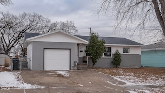 427 S 17th St, Bismarck, ND 58504