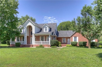 124 Huntington Cir, Pittsburg, KS 66762