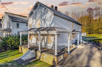 24 Midland St, Simpson, PA 18407