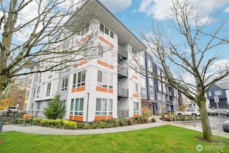 14598 Westminster Way N Unit 107, Shoreline, WA 98133