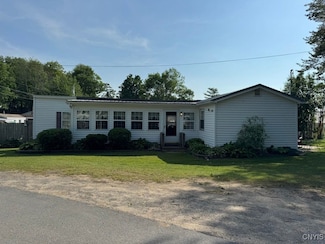 47063 Carnegie Bay Rd, Alexandria Bay, NY 13607