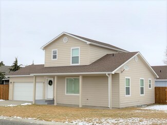 715 Paintbrush Ln, Omak, WA 98841