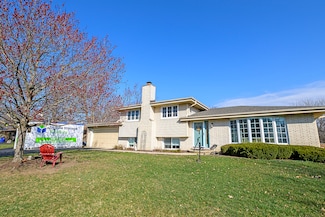 10404 W 134th St, Palos Park, IL 60464