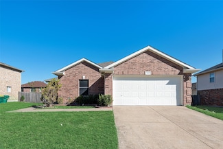 737 Capricorn St, Cedar Hill, TX 75104