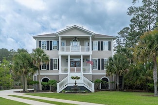 3547 Holmgren St, Mount Pleasant, SC 29466