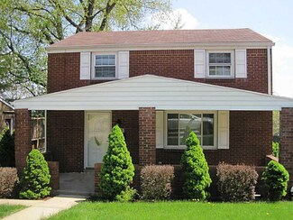290 Brighton St, East Pittsburgh, PA 15112