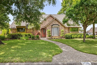 1706 23rd Ave N, Texas City, TX 77590