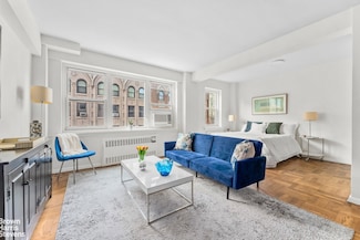 11 Riverside Dr Unit 15OE, New York, NY 10023