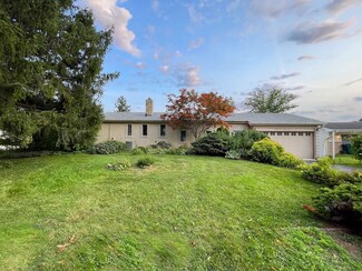550 N Grace St, Lombard, IL 60148