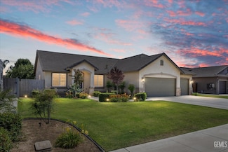 9711 Boothbay Harbour Dr, Bakersfield, CA 93314