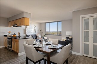 600 E 8th St Unit 10B, Kansas City, MO 64106