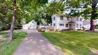 414 N Marshall Ave, Marshall, MI 49068