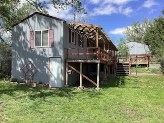 60 Otter Creek Ct, Lewellen, NE 69147