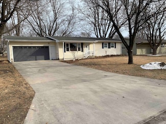 711 E 16th St, Spencer, IA 51301