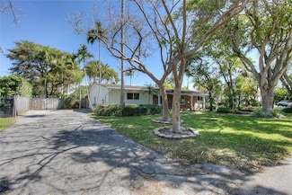 8265 SW 150th Dr, Palmetto Bay, FL 33158