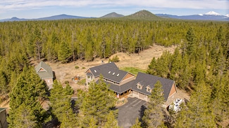 16905 Pleasant View Ct, Bend, OR 97707