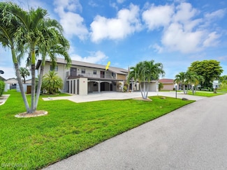3720 SE 10th Ave Unit 202, Cape Coral, FL 33904