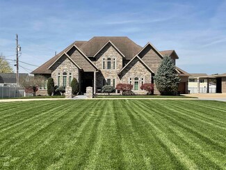 807 N Kenova Rd, South Point, OH 45680