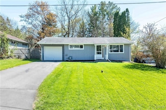 216 Pine Grove St, Syracuse, NY 13210