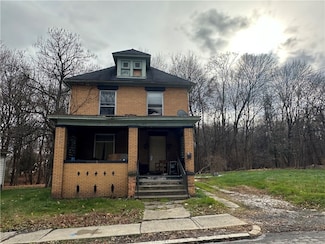 1013 W Washington St, New Castle, PA 16101