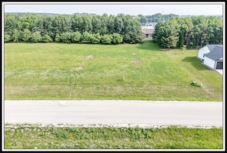 1155 Cleggs Ln, Hortonville, WI 54944