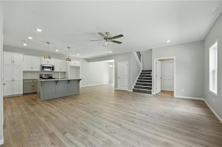 801 Highland Dr, Edwardsville, KS 66111