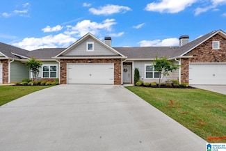10 Red Camellia Ct, Pell City, AL 35128