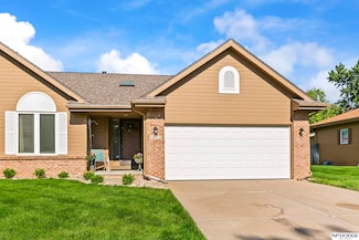 4012 N 210th St, Elkhorn, NE 68022