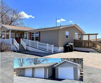 145 W Lancaster St, Patch Grove, WI 53817