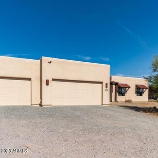 48423 N 24th Ln, New River, AZ 85087